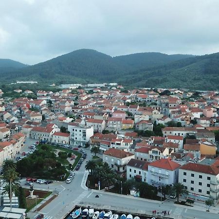 B&B Vela Luka Ngoại thất bức ảnh